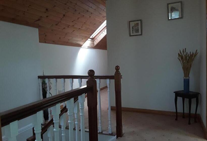 بنسيون Greenmount Accommodation