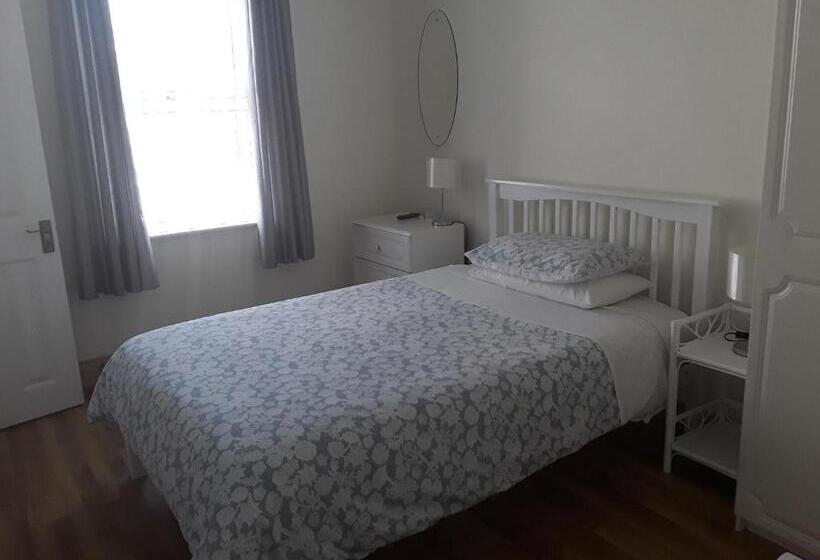 بنسيون Greenmount Accommodation