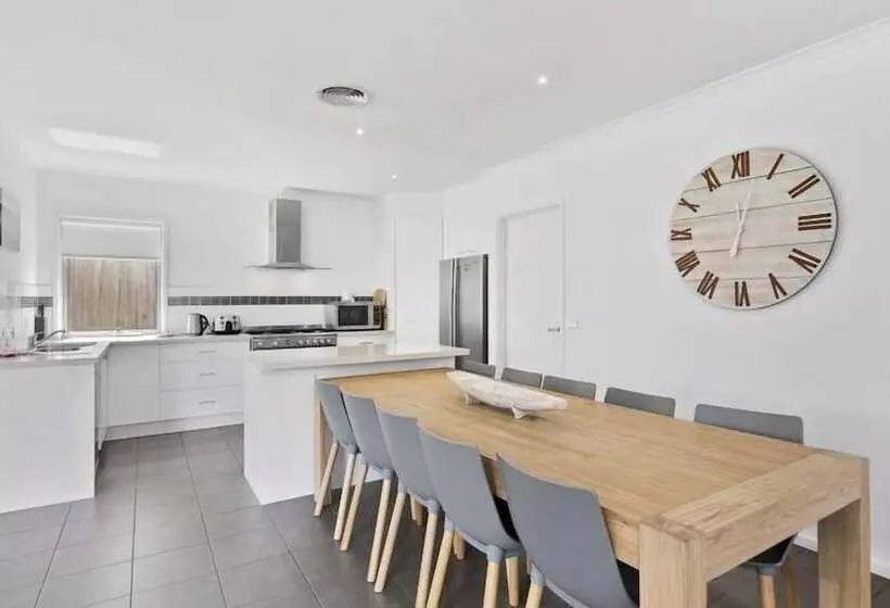 Beach & Golf Stays Torquay