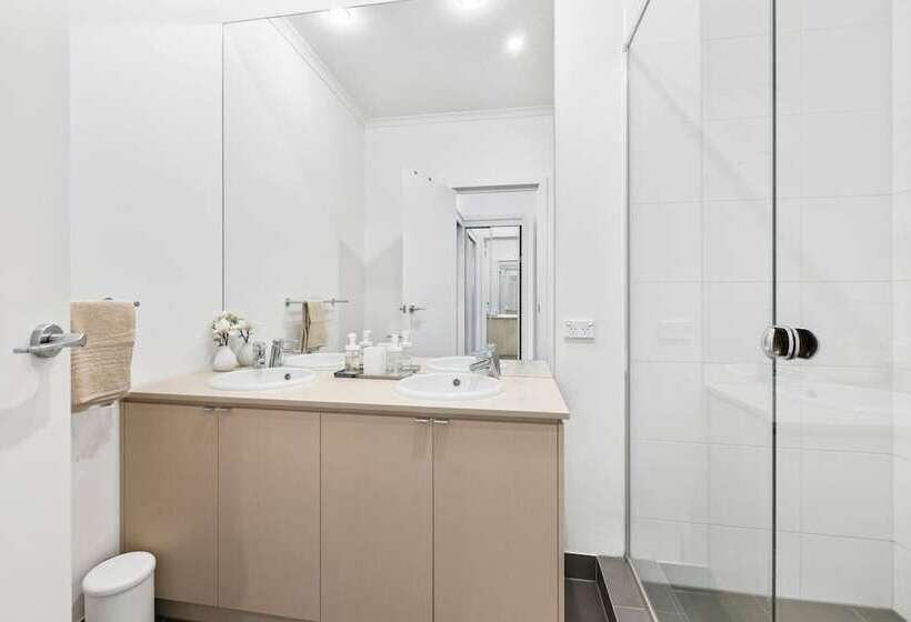 Beach & Golf Stays Torquay