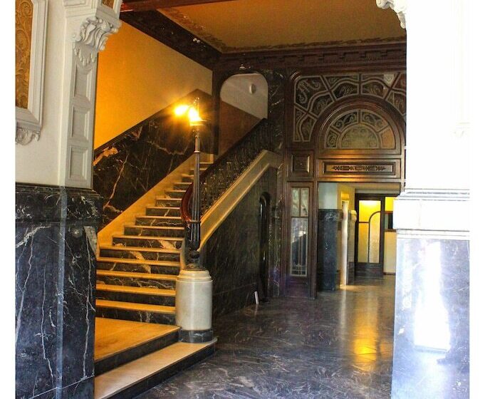 تختخواب و صبحانه Hi Valencia Boutique