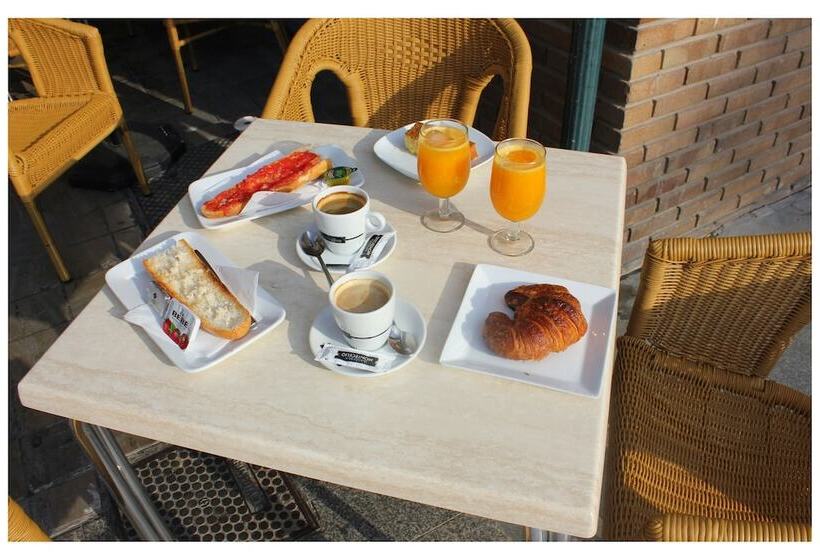 تختخواب و صبحانه Hi Valencia Boutique