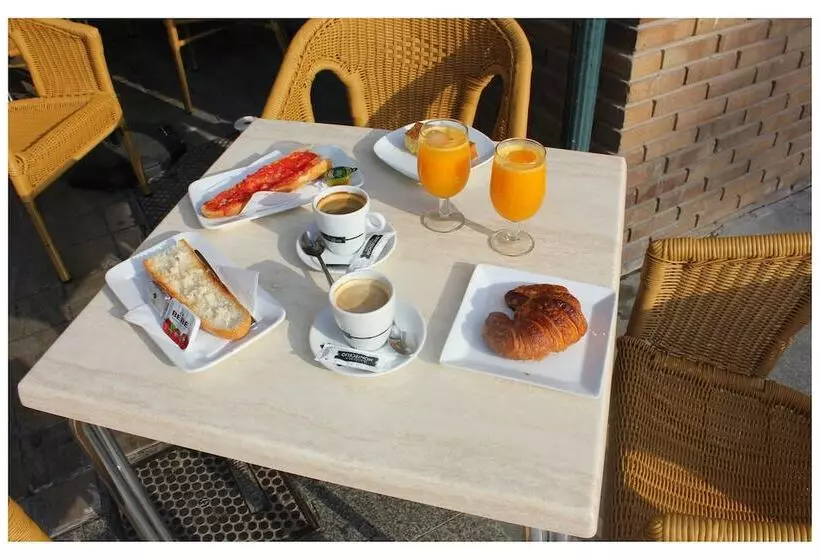تختخواب و صبحانه Hi Valencia Boutique
