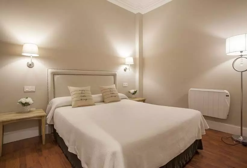 تختخواب و صبحانه Hi Valencia Boutique