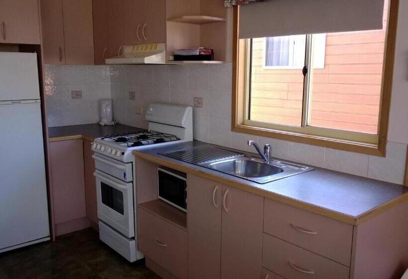 Canberra Carotel Motel