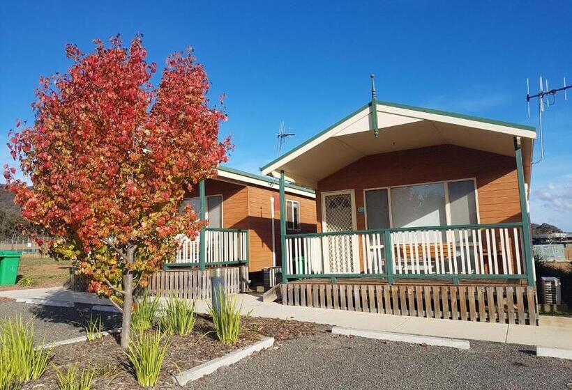 Canberra Carotel Motel