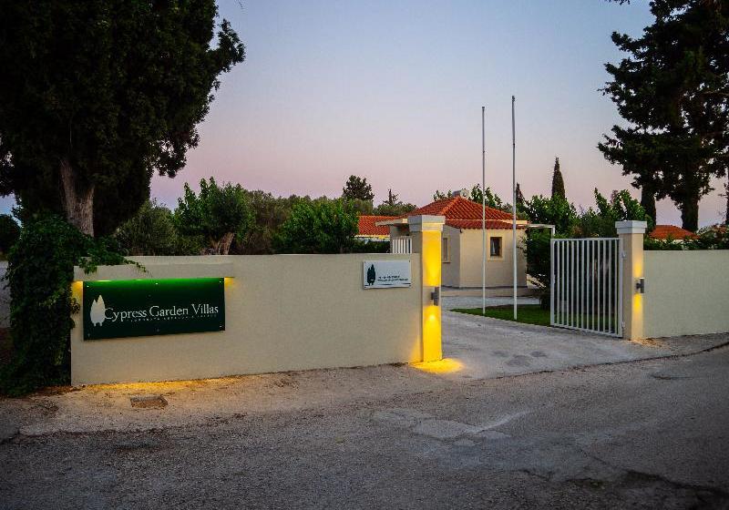 Cypress Garden Villas