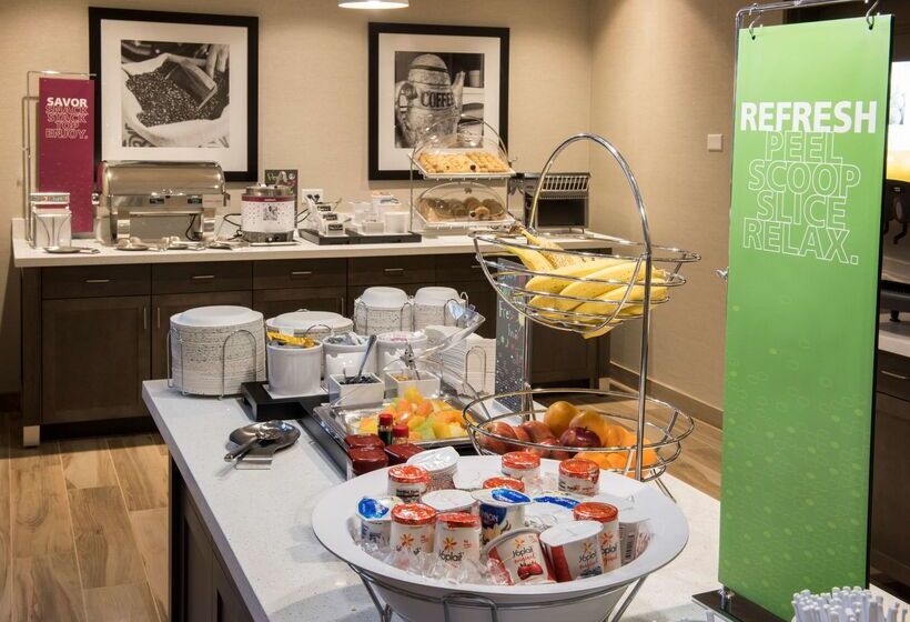 בית מלון כפרי Hampton Inn & Suites Seattle/redmond