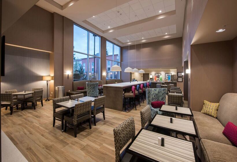 בית מלון כפרי Hampton Inn & Suites Seattle/redmond