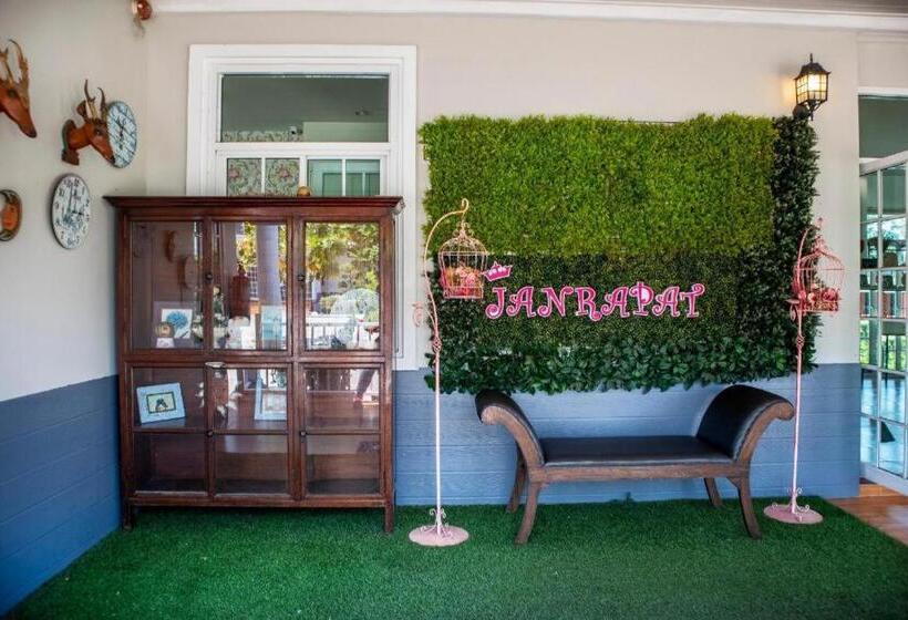 هتل Janrapat Resort