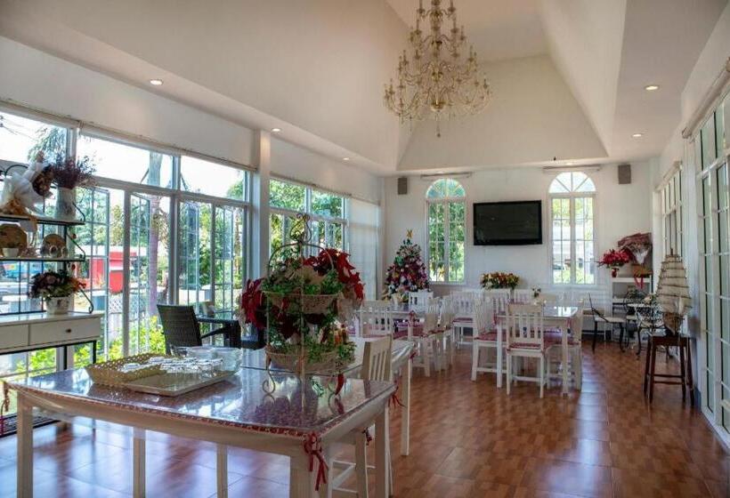 هتل Janrapat Resort