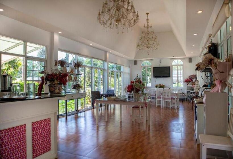 هتل Janrapat Resort