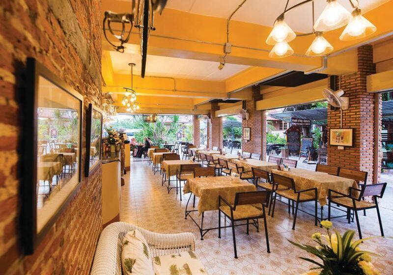 호텔 Pongphen Guesthouse Sha Plus Certified