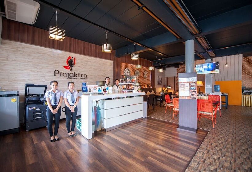 هتل Prajaktra City Hostel