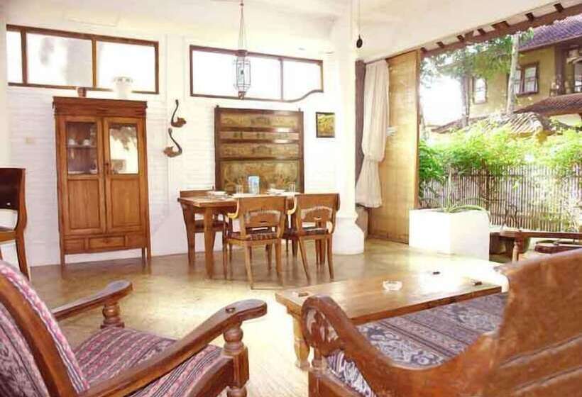 Отель Puri Puri Kecil