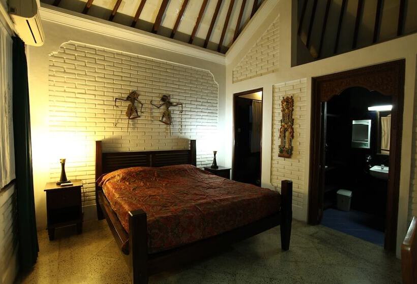 Отель Puri Puri Kecil