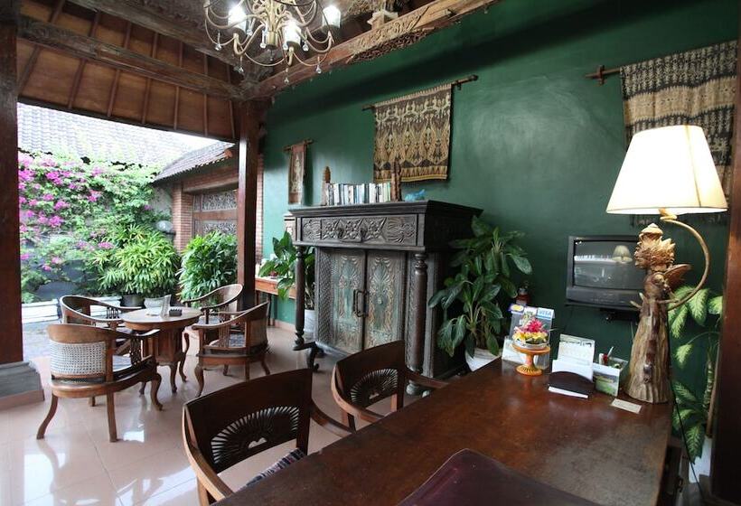 Отель Puri Puri Kecil