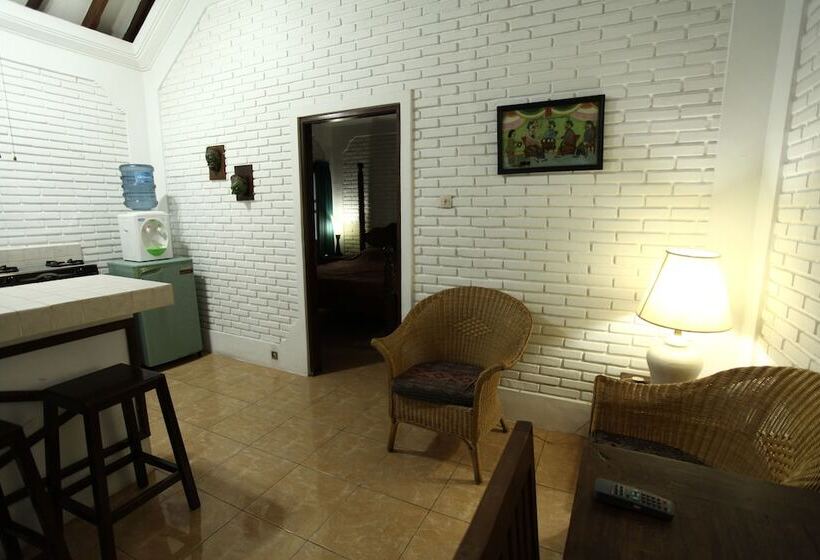 Отель Puri Puri Kecil