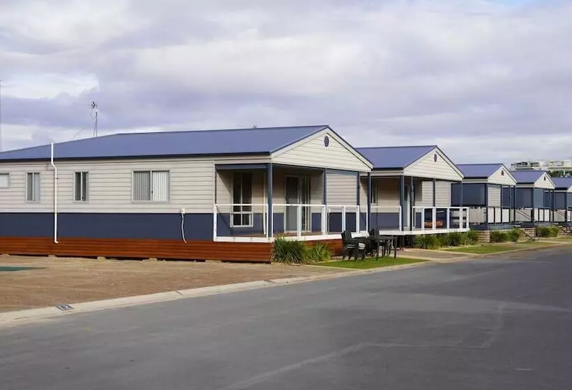 Hotelli Wallaroo Holiday Park