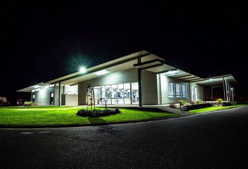 ホテル Wallaroo Holiday Park