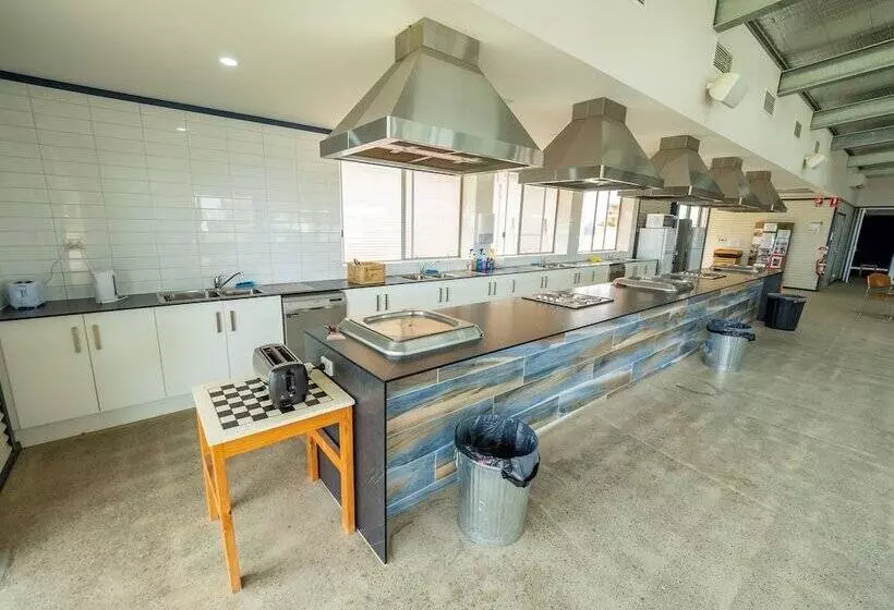 Hotelli Wallaroo Holiday Park