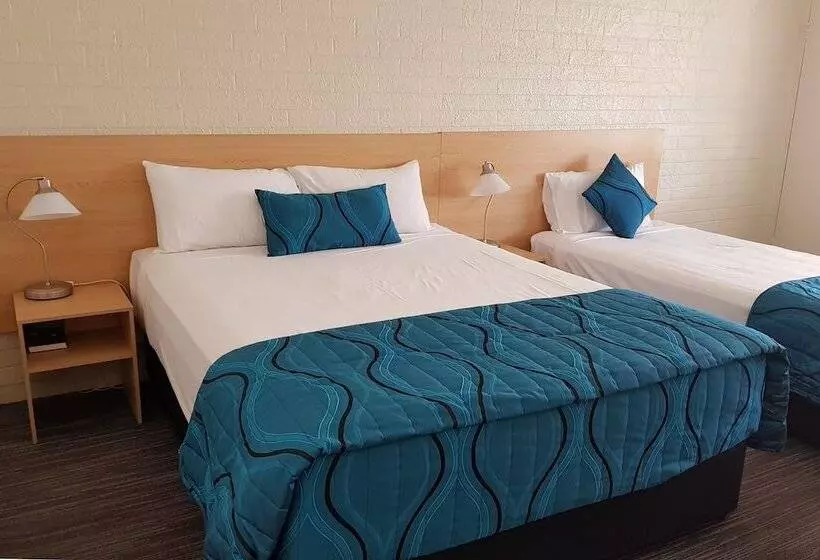 モーテル Urangan Motor Inn