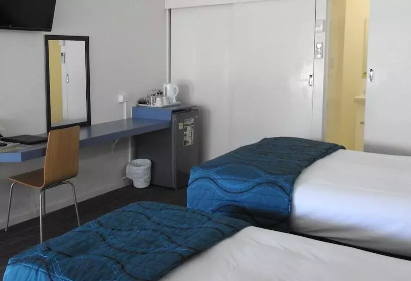 モーテル Urangan Motor Inn