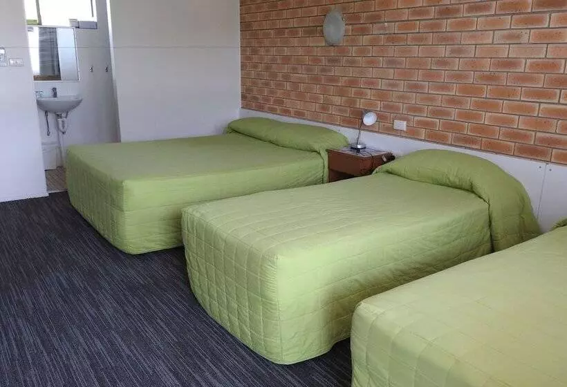 モーテル Urangan Motor Inn