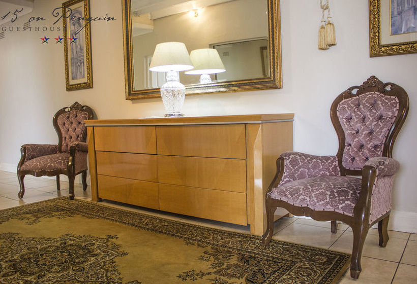 פנסיון 15 On Penguin Guest House