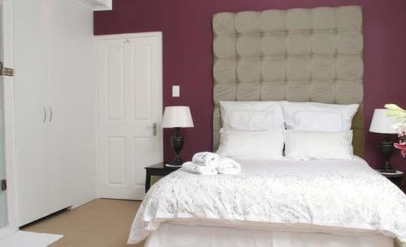 פנסיון 15 On Penguin Guest House