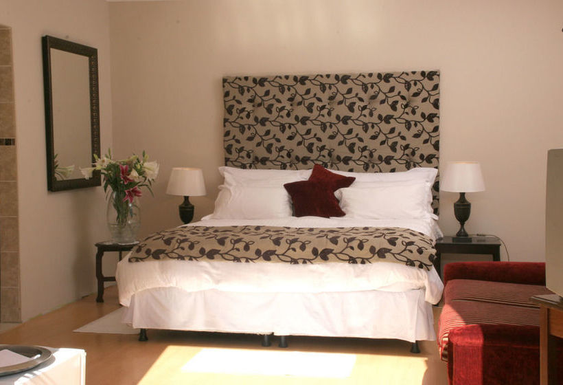 פנסיון 15 On Penguin Guest House