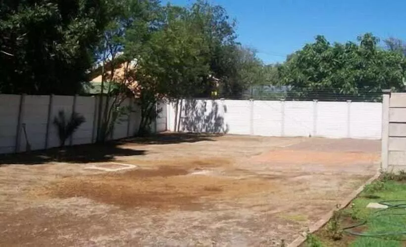 پانسیون 21 On Coetzee Guest House