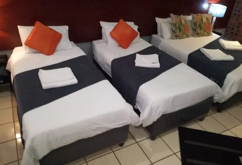 پانسیون 21 On Coetzee Guest House