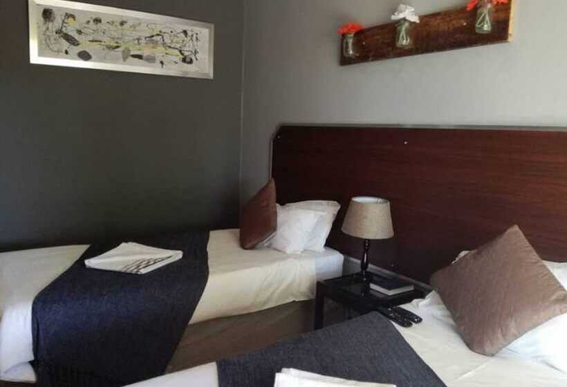 ペンション 21 On Coetzee Guest House