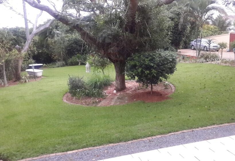 פנסיון Sibakwa B&b Guesthouse