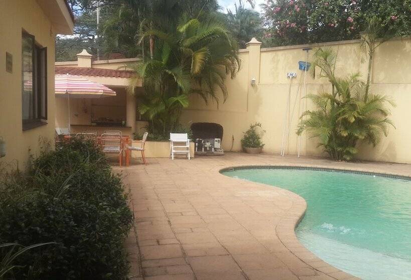 פנסיון Sibakwa B&b Guesthouse