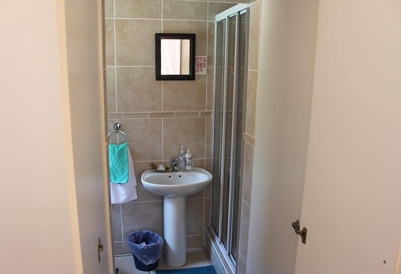 פנסיון Sibakwa B&b Guesthouse