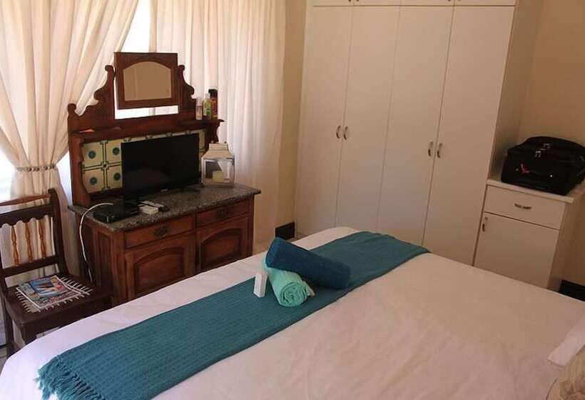 פנסיון Sibakwa B&b Guesthouse