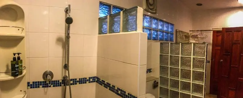 ペンション Surada Guesthouse