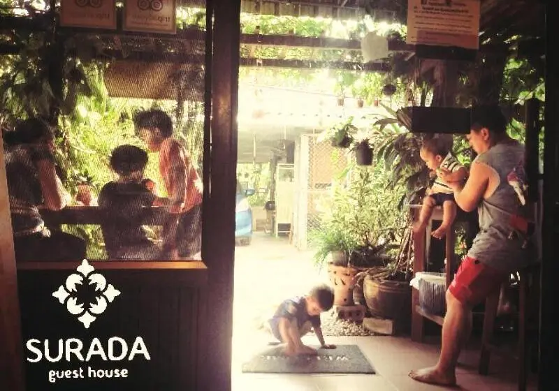 ペンション Surada Guesthouse