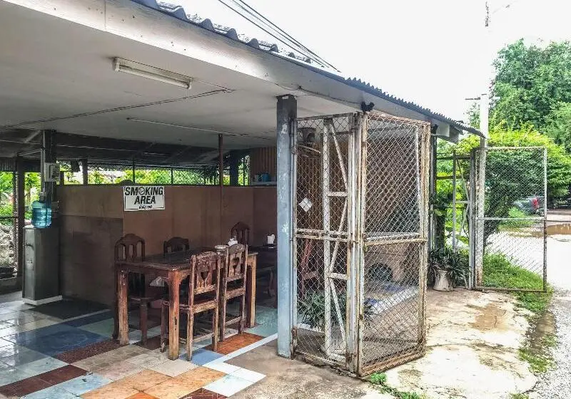 ペンション Surada Guesthouse