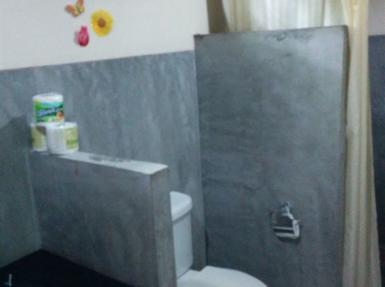 Lomakeskus Dolphin Bungalows