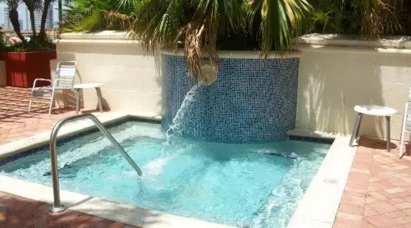 Sunny Isles Beach At Yatch Club