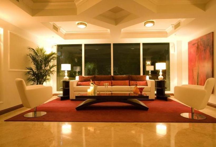 Sunny Isles Beach At Yatch Club