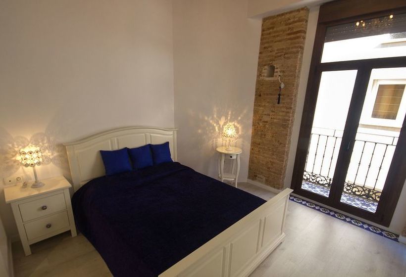 Total Valencia Elegance