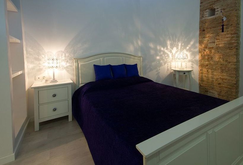 Total Valencia Elegance