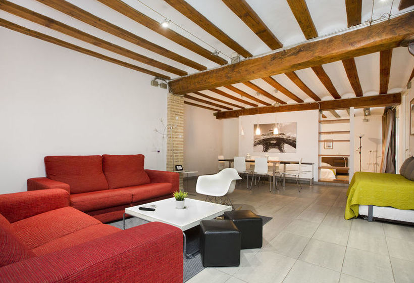 Total Valencia Elegance