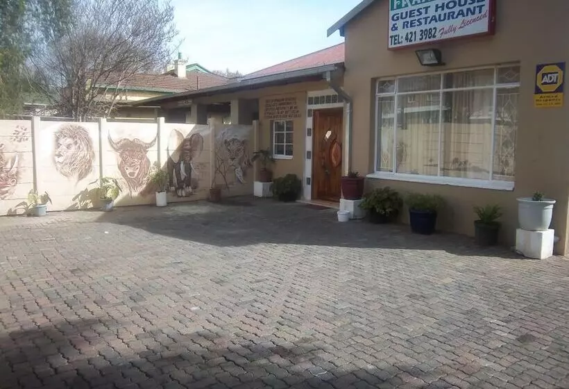 تختخواب و صبحانه Franchise Guest House