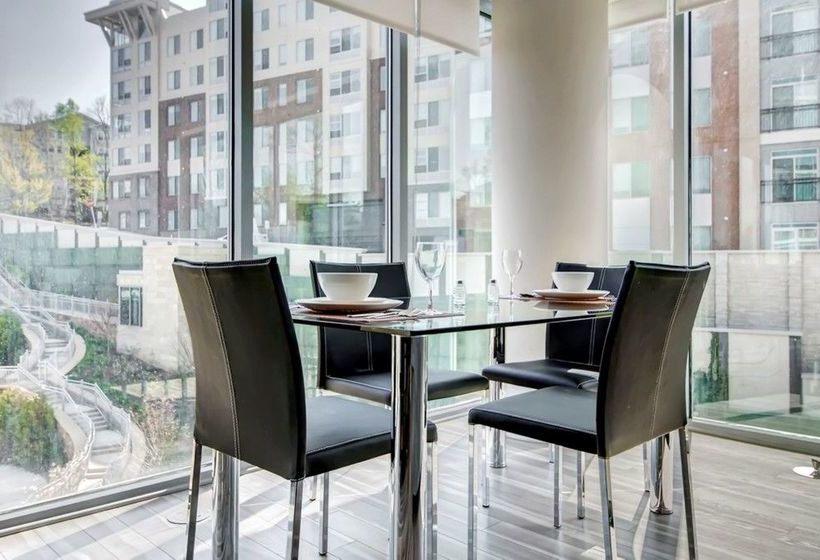 Global Luxury Suites At Park Crest