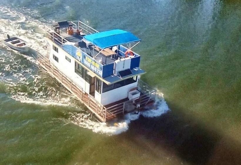 호텔 Boyds Bay Houseboat Holidays